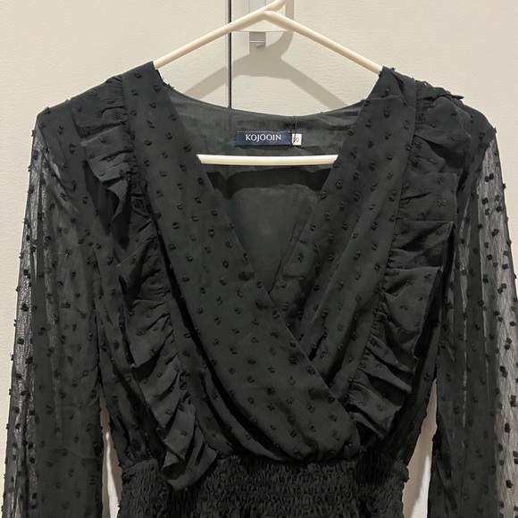 Kojooin top, ruffled with big sleeves women’s S - Picture 2 of 13